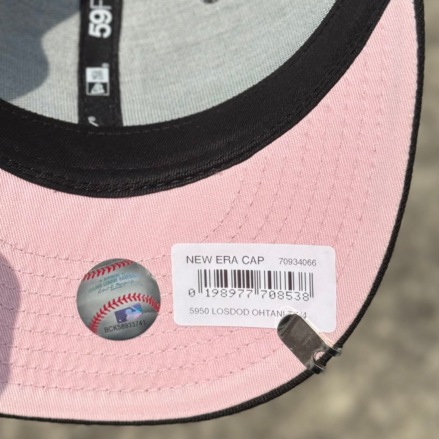 7 1/8 • 7 1/4 • 7 3/8 LA DODGERS BLACK OHTANI