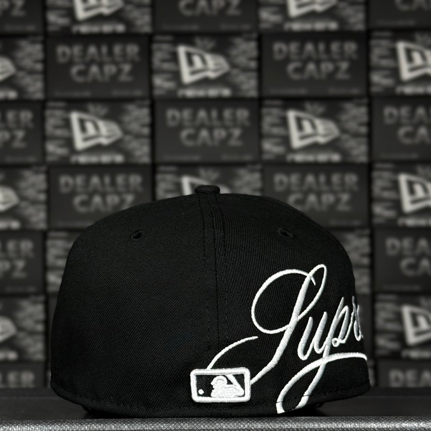 SUPREME x YANKEES BLACK