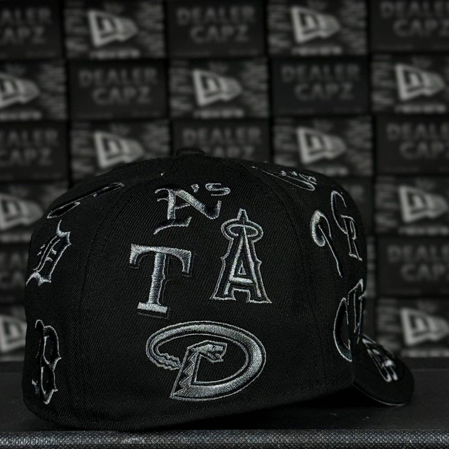 MLB ALL OVER “FULL BLACK”