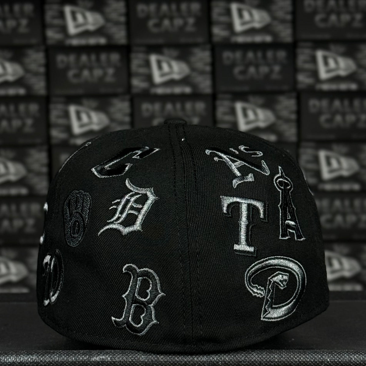 MLB ALL OVER “FULL BLACK”