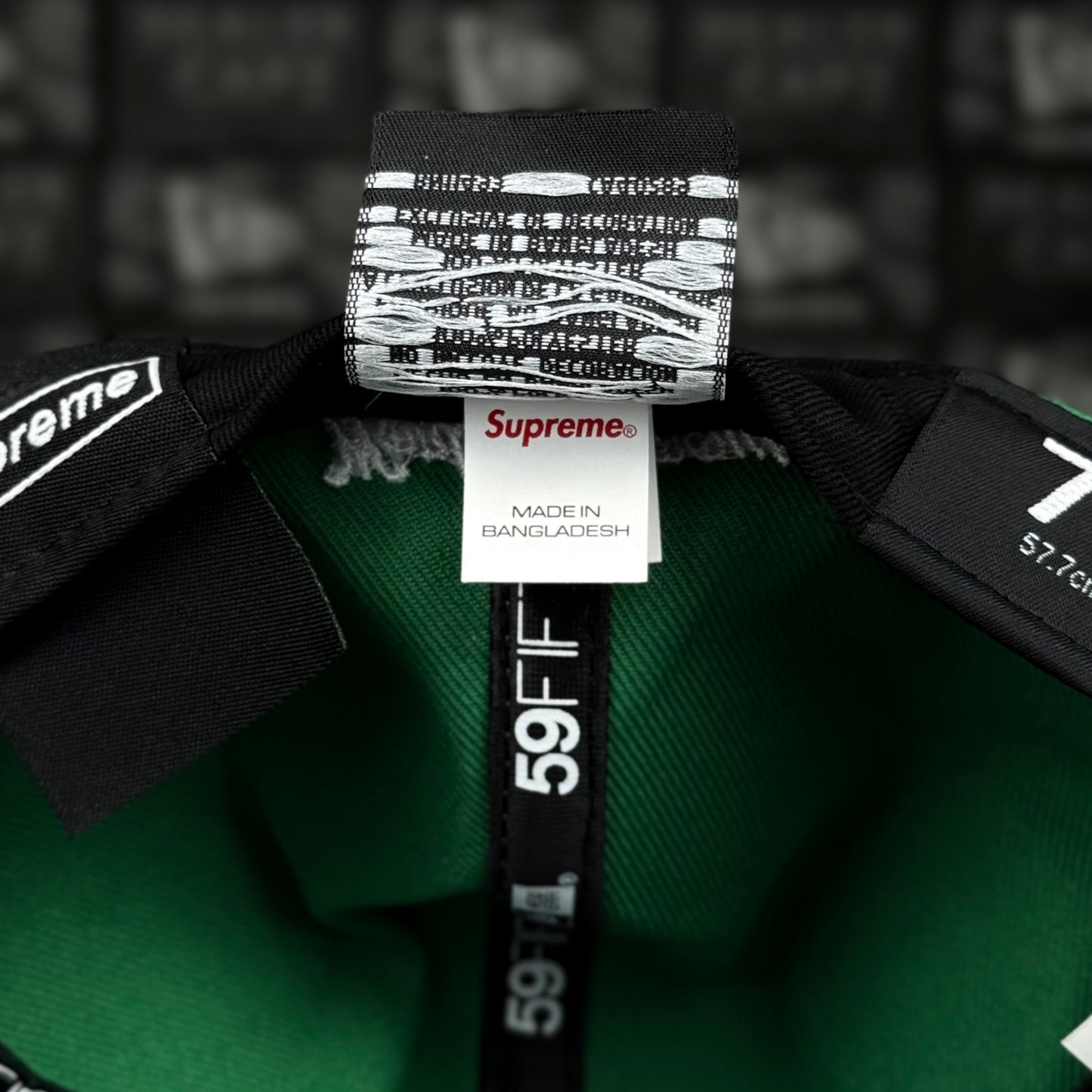SUPREME BOX LOGO “RINGS”
