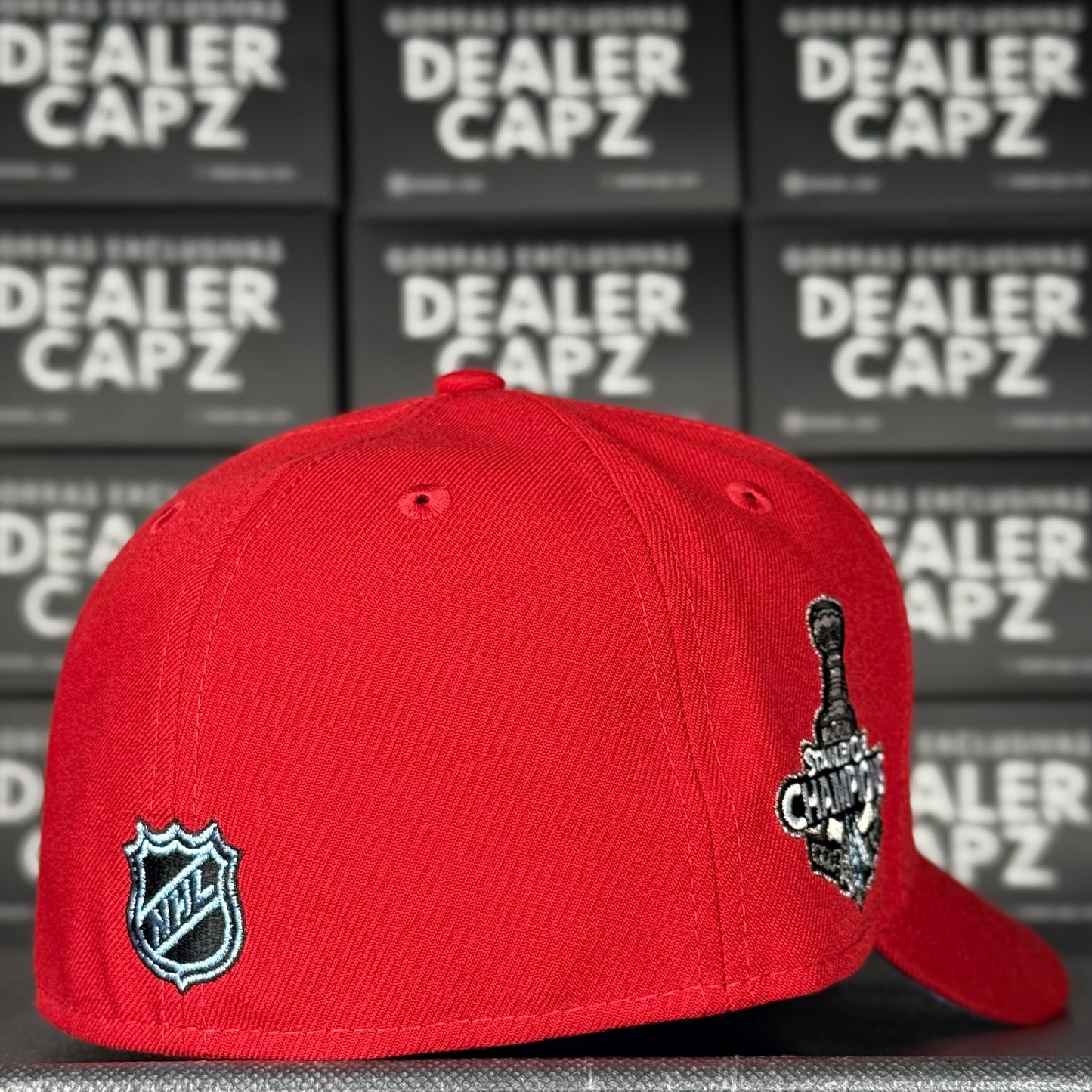 7 1/4 • 7 1/2 CHICAGO BLACKHAWKS