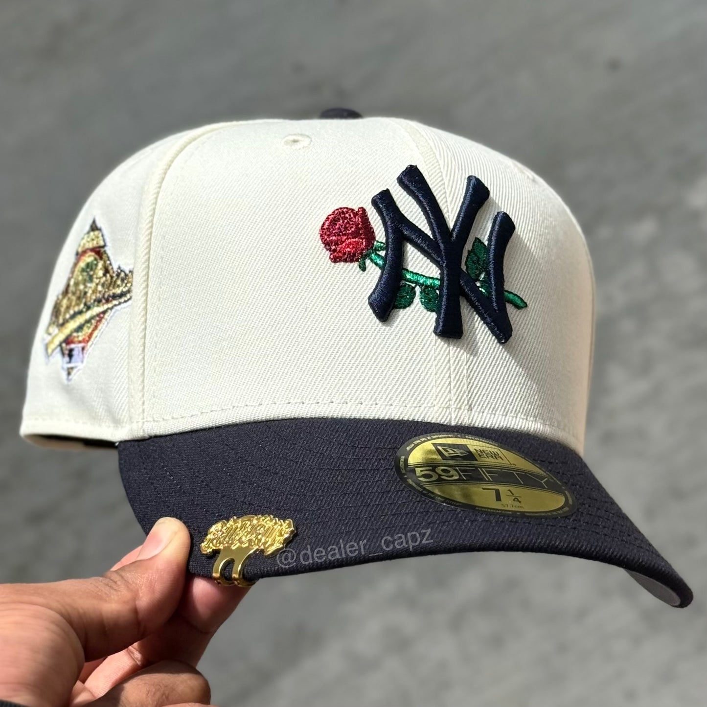 7 1/8 • 7 3/8 NY YANKEES ROSA