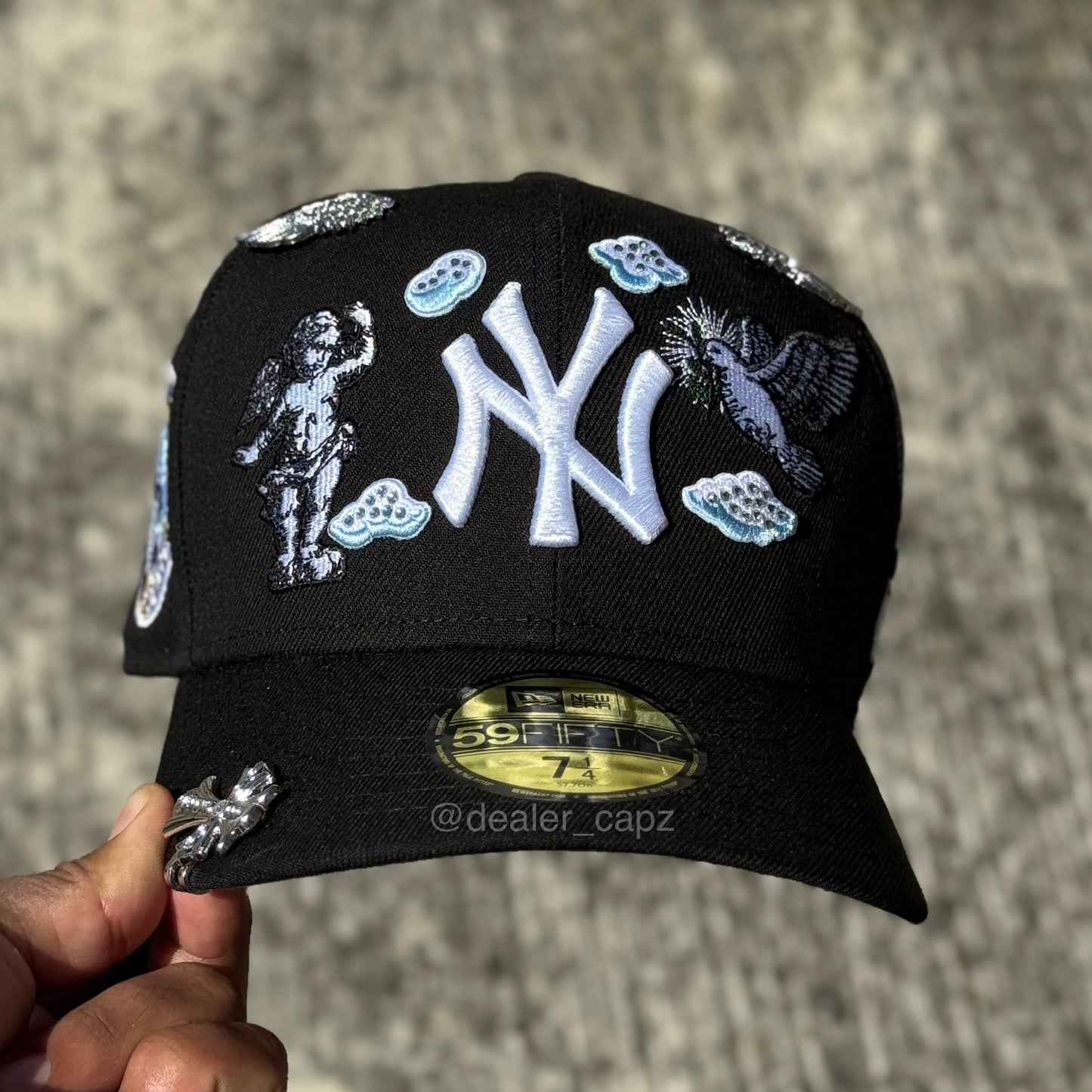 7 1/2 NY YANKEES “ANGELS CITY”