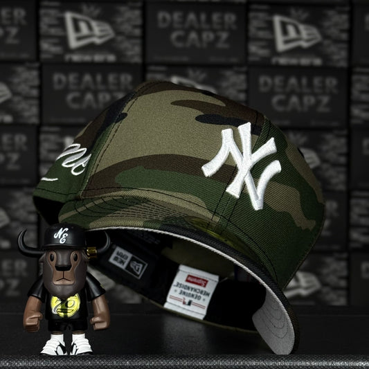 SUPREME x YANKEES CAMO