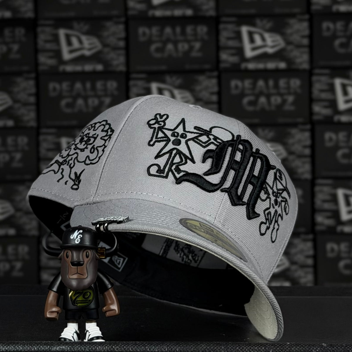 MORA x STILLZ “CHARACTERS”