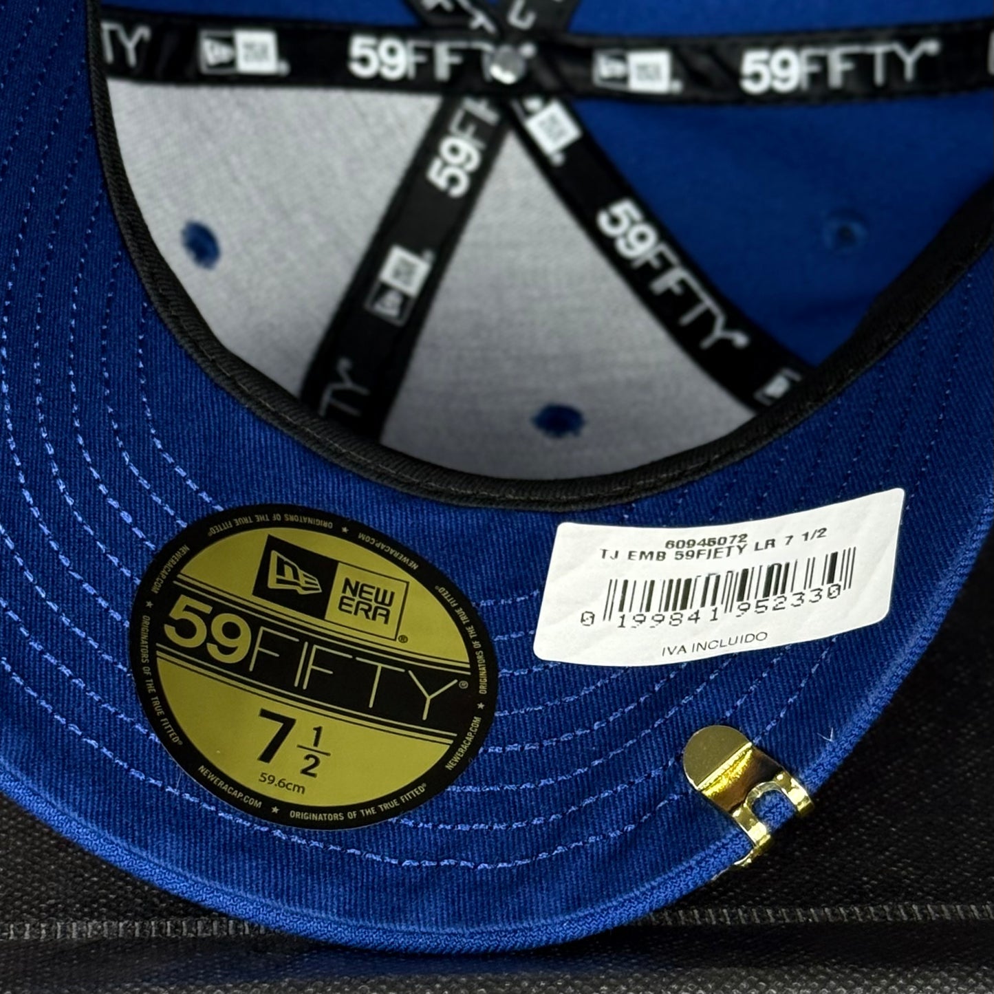 TWO JEYS “BLUE”