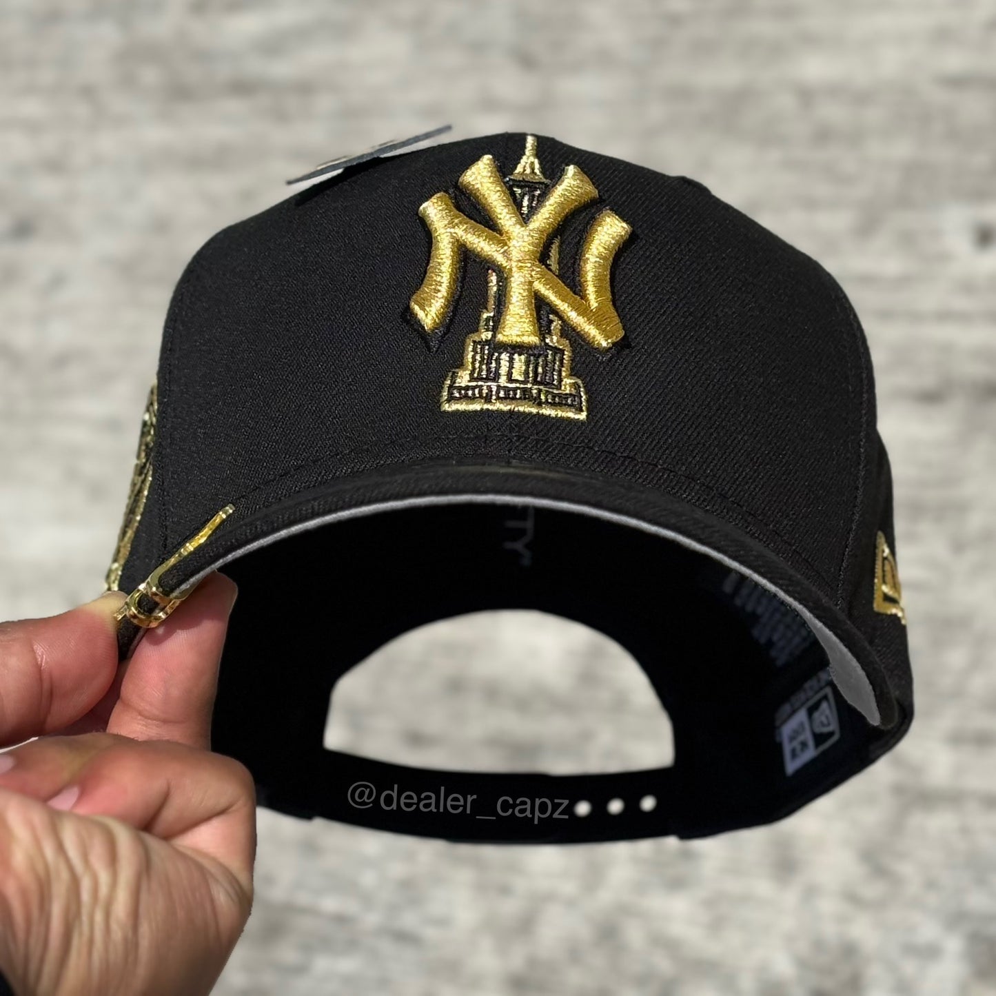 SnapBack (ajustable) NEW YORK YANKEES GOLD