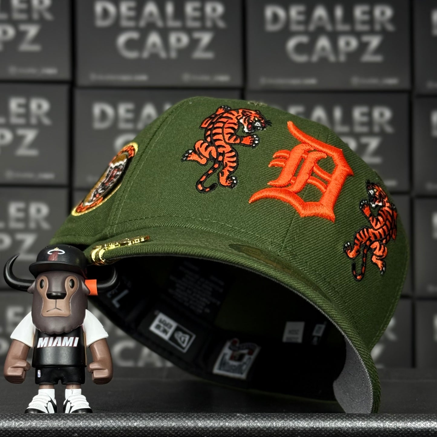 DETROIT TIGERS