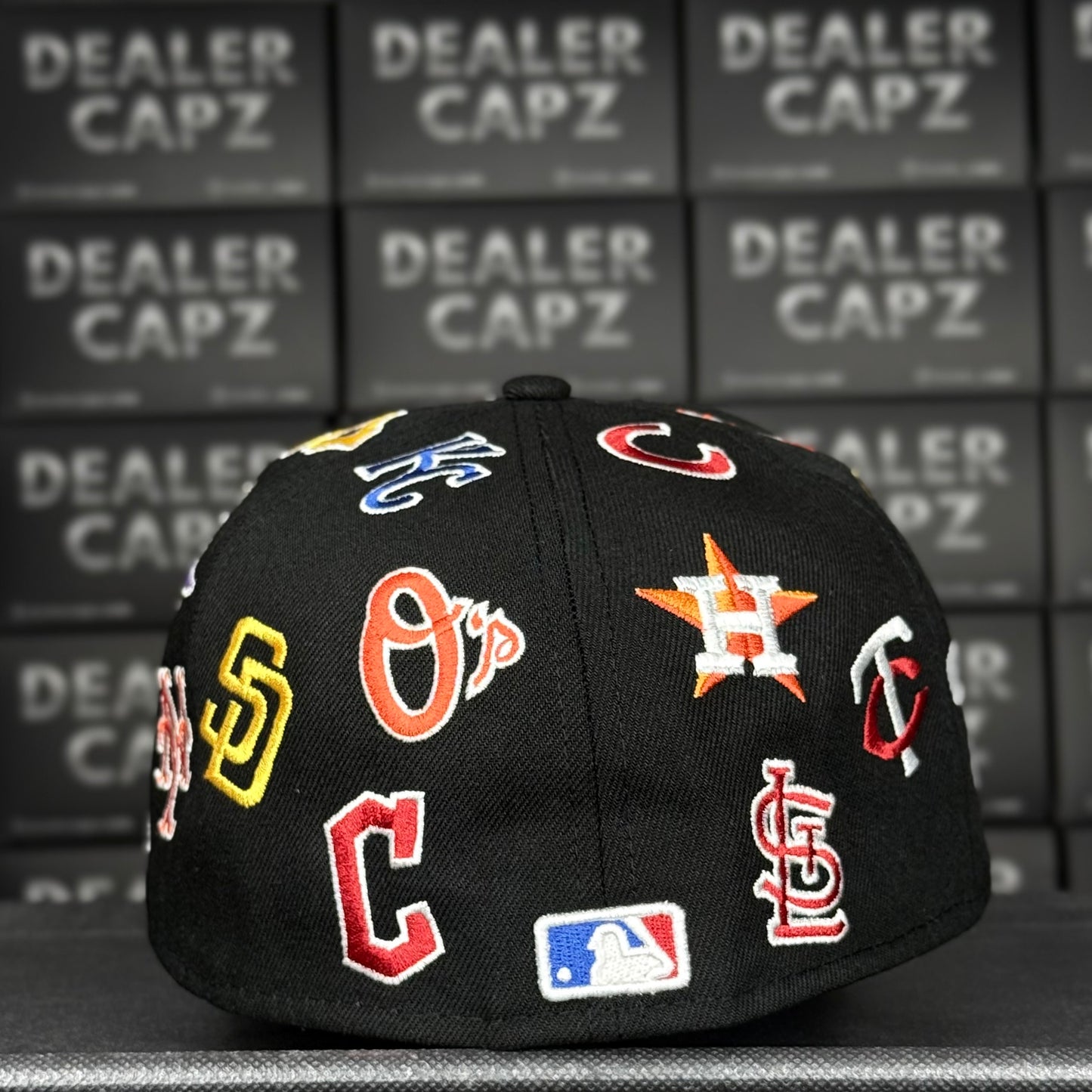 MLB ALL OVER “LOGOS”