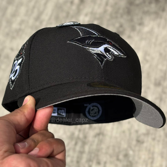 7 1/8 • SHARK BLACK NHL