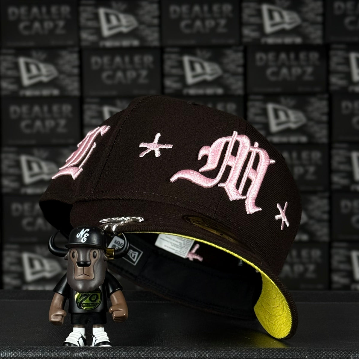 NEW ERA x MORA “LO MISMO DE SIEMPRE”