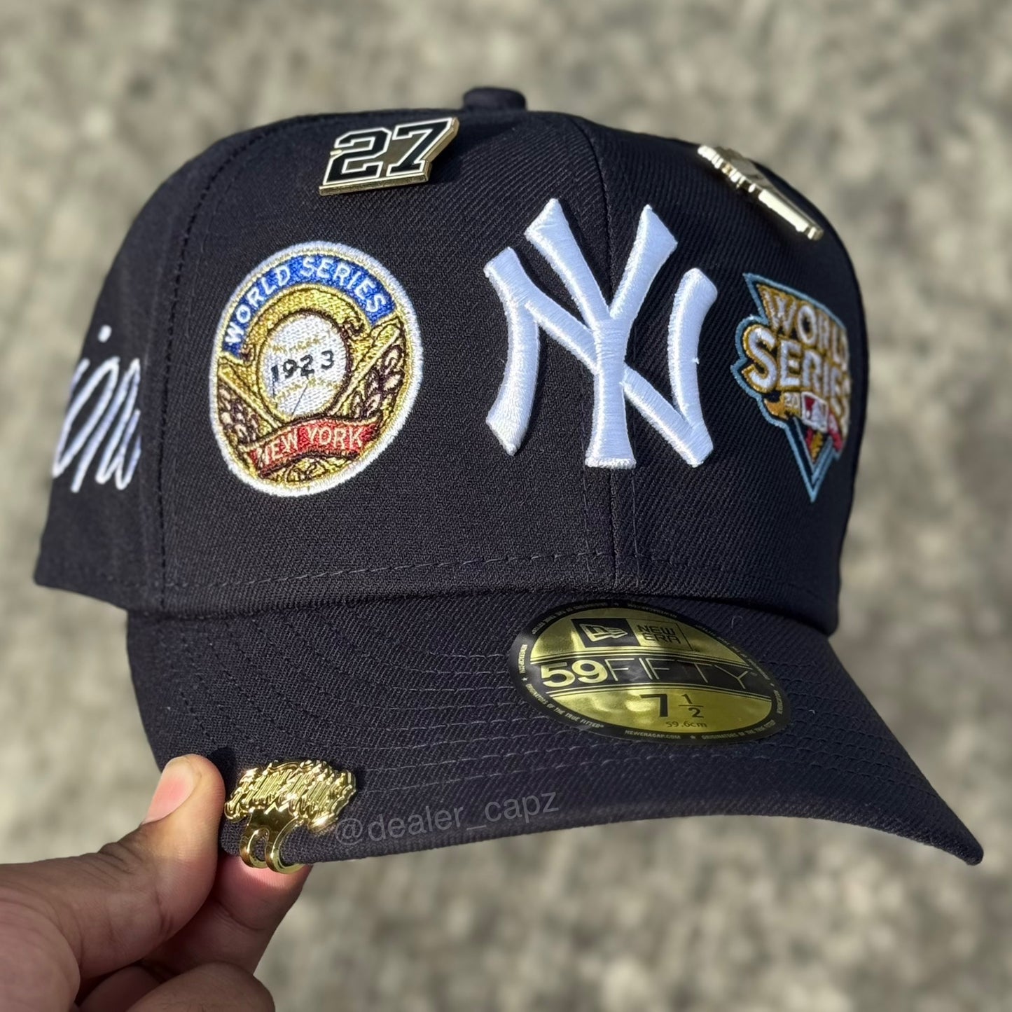 7 1/2 • YANKEES WORLD CHAMPIONS
