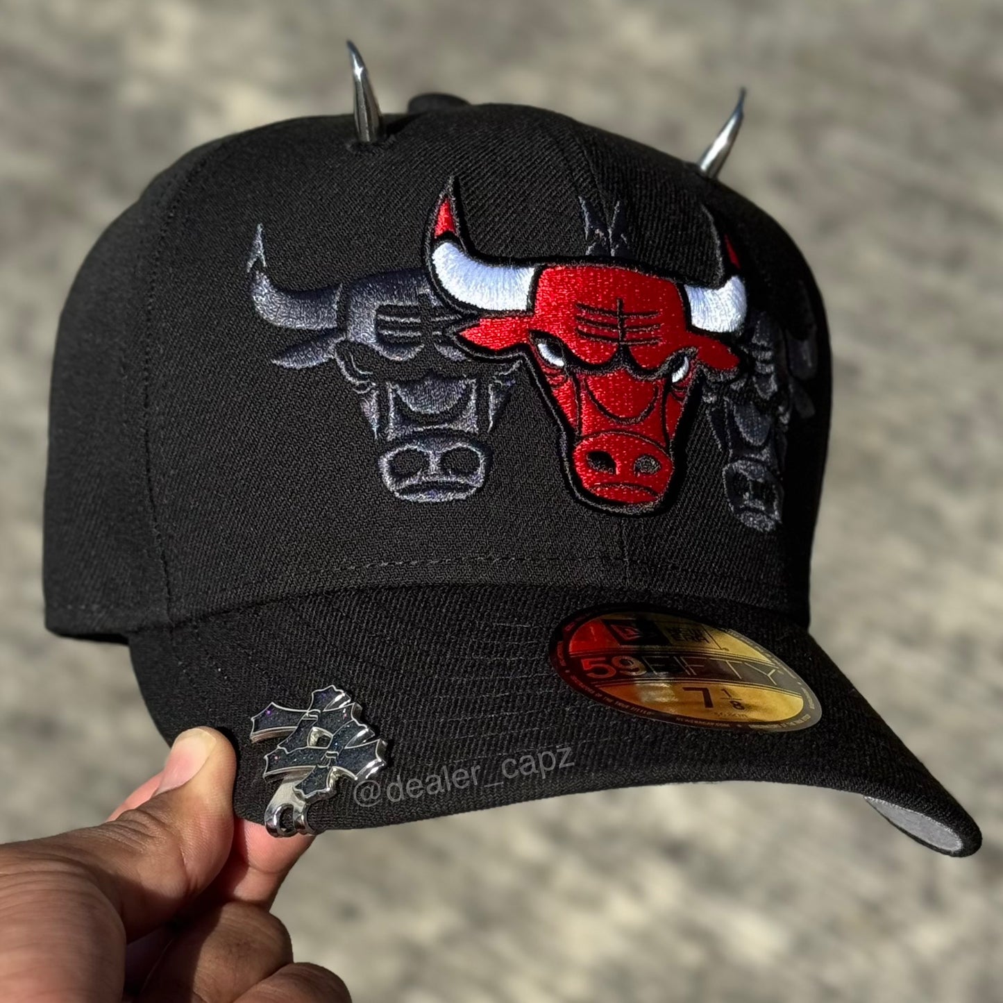 7 • 7 1/8 • 7 3/8 CHICAGO BULLS