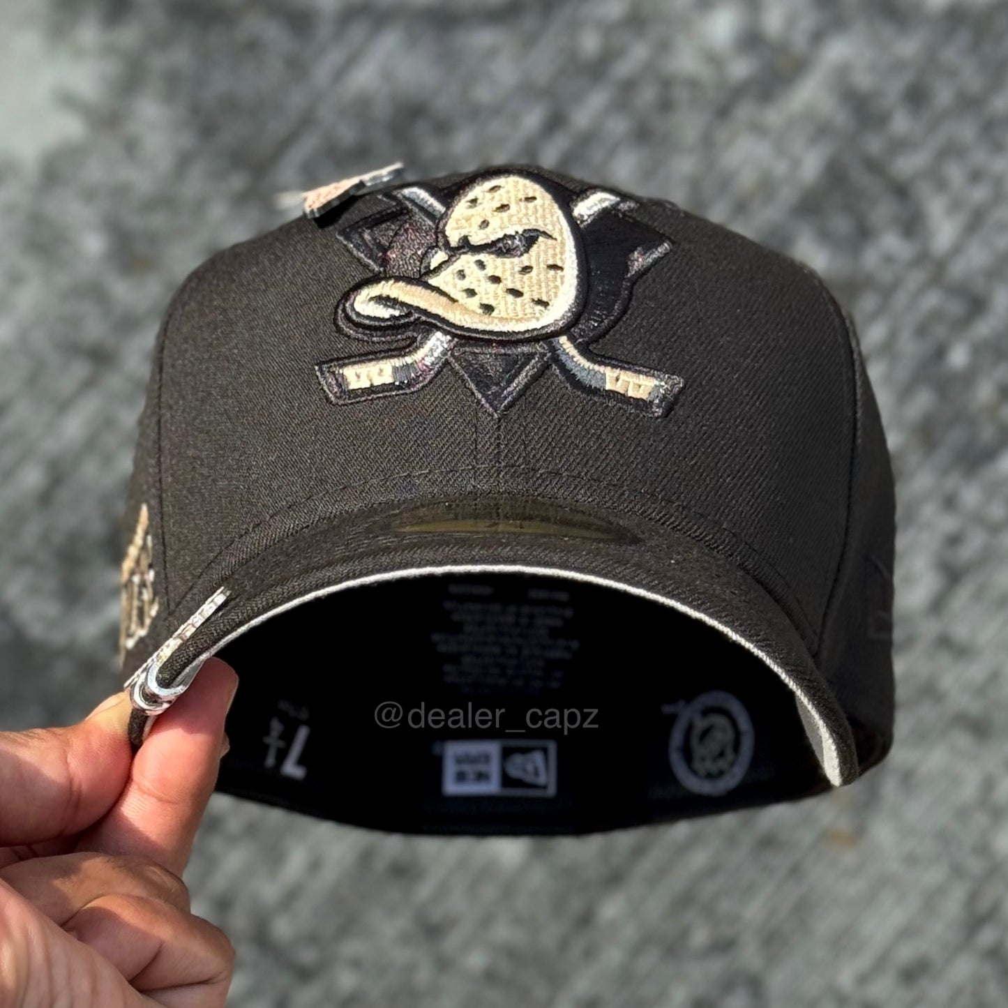 7 • 7 1/4 • 7 3/8 ANAHEIM DUCKS