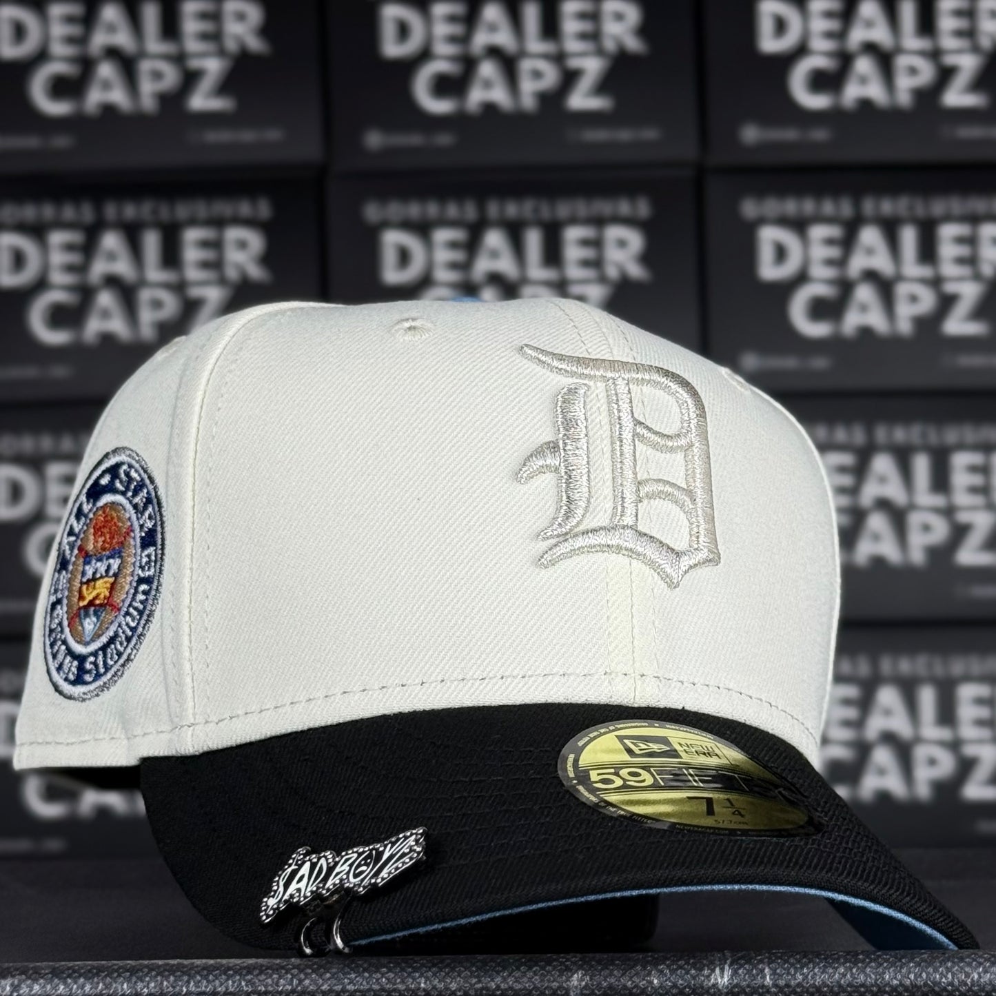DETROIT TIGERS