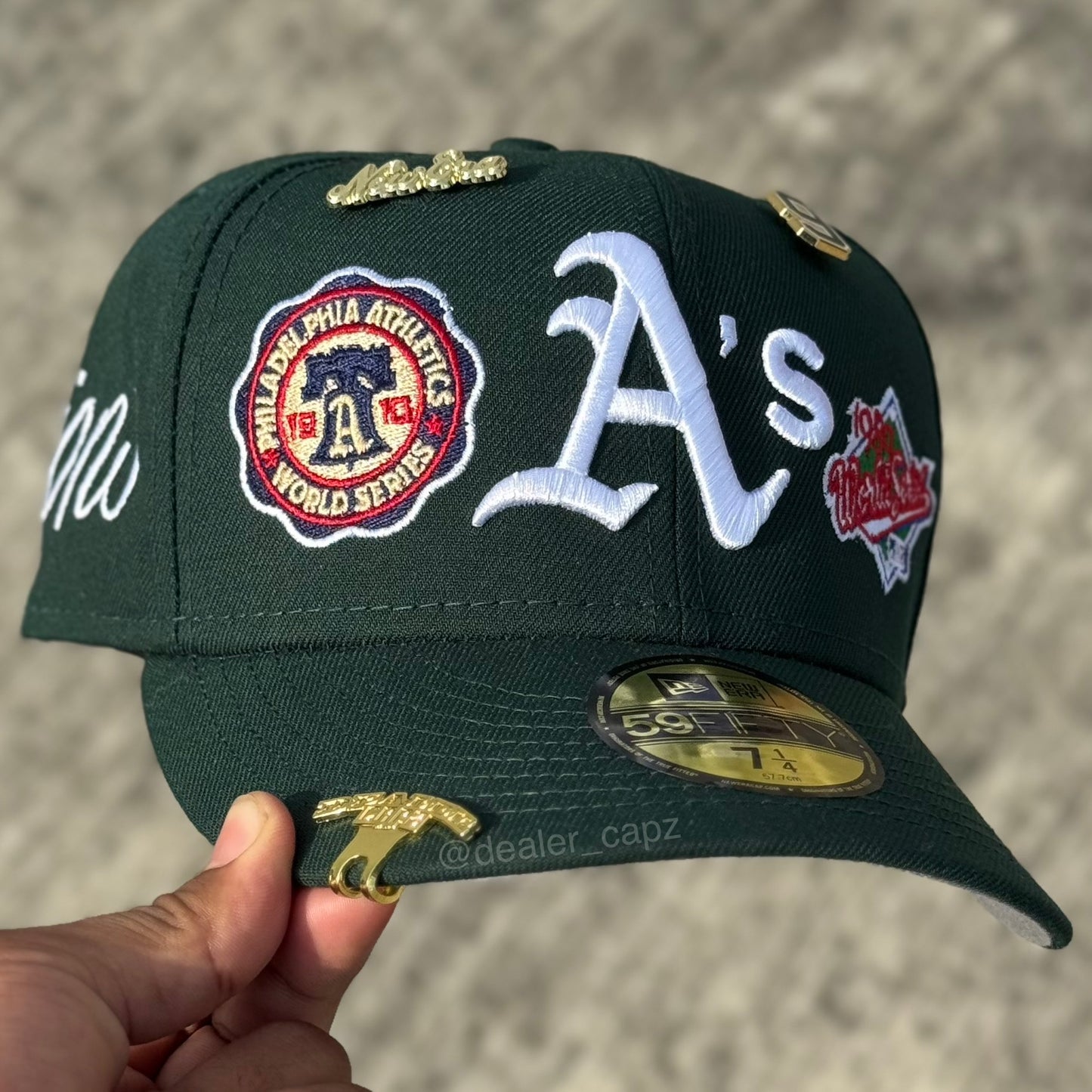 7 1/8 • OAKLAND ATLETICS WORLD CHAMPIONS