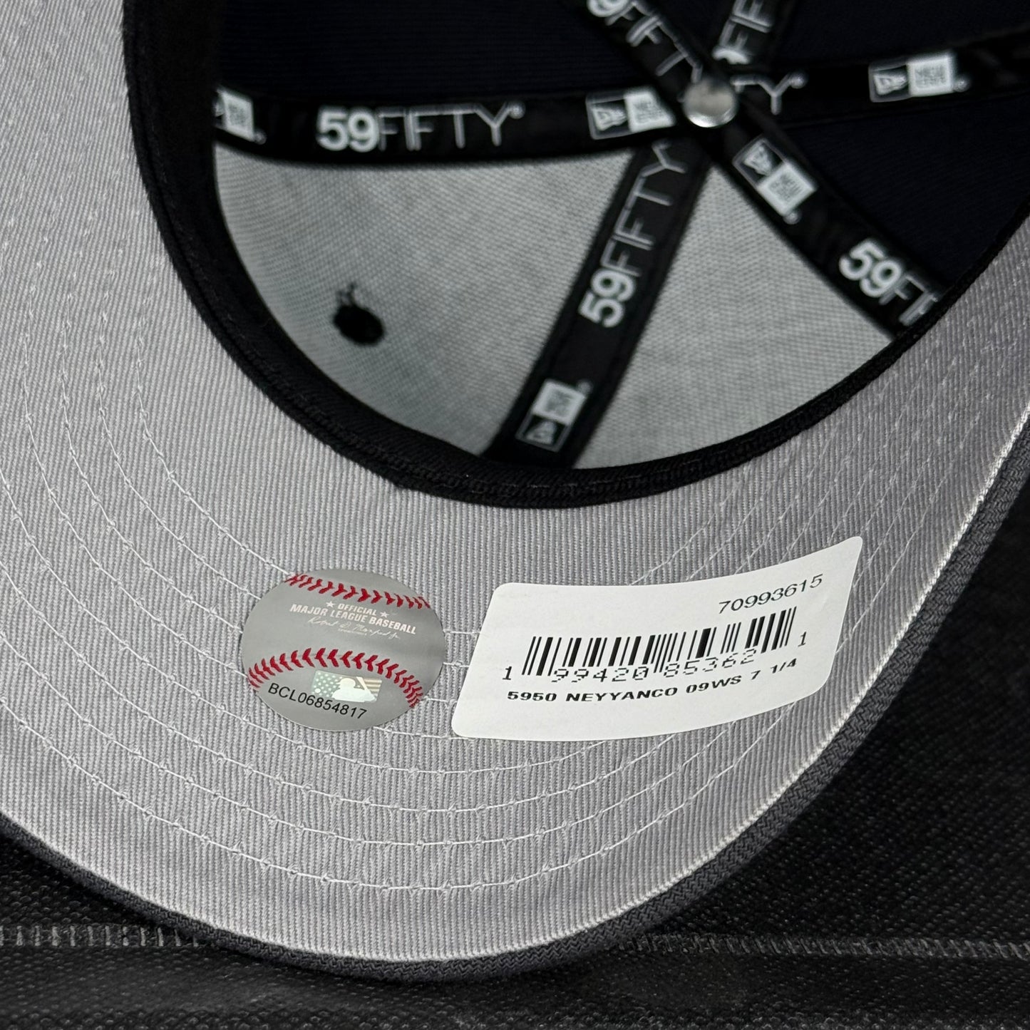 NY YANKEES KANJI (glow in the dark)