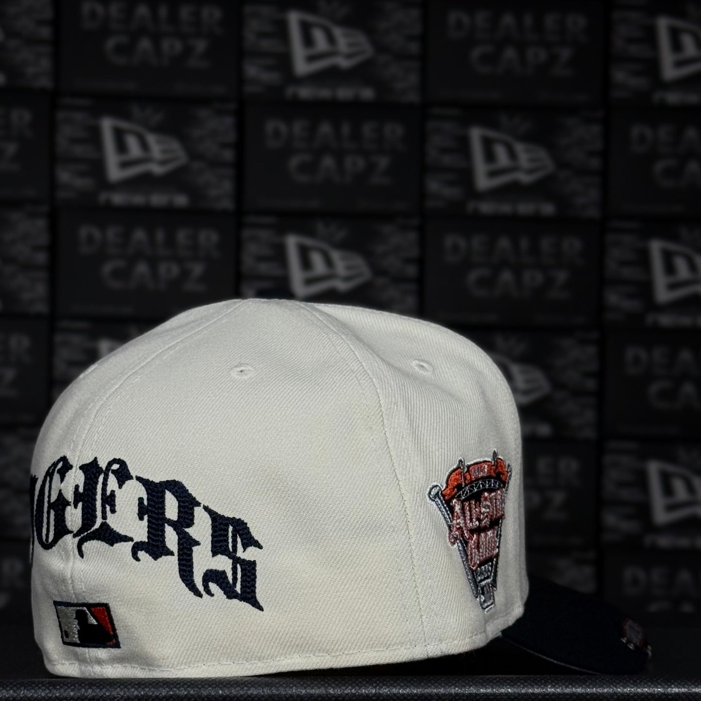 DETROIT TIGERS “WINGS”