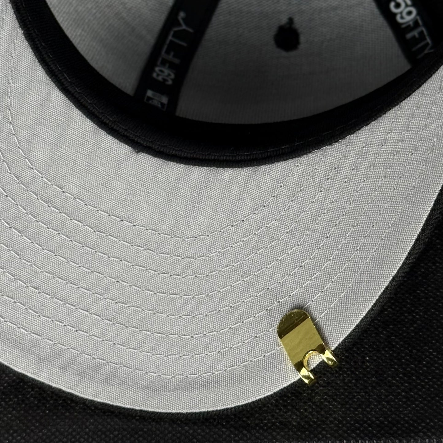 SUPREME BOX LOGO “RINGS”