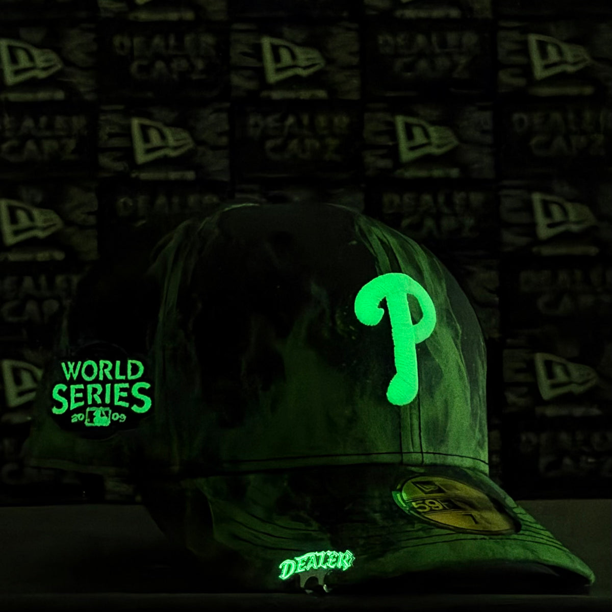 PHILADELPHIA PHILLIES “GREEN FLAME”