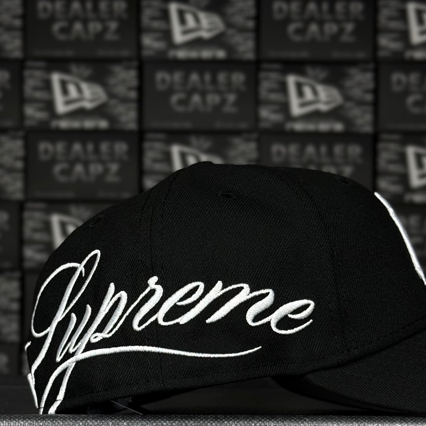 SUPREME x YANKEES BLACK