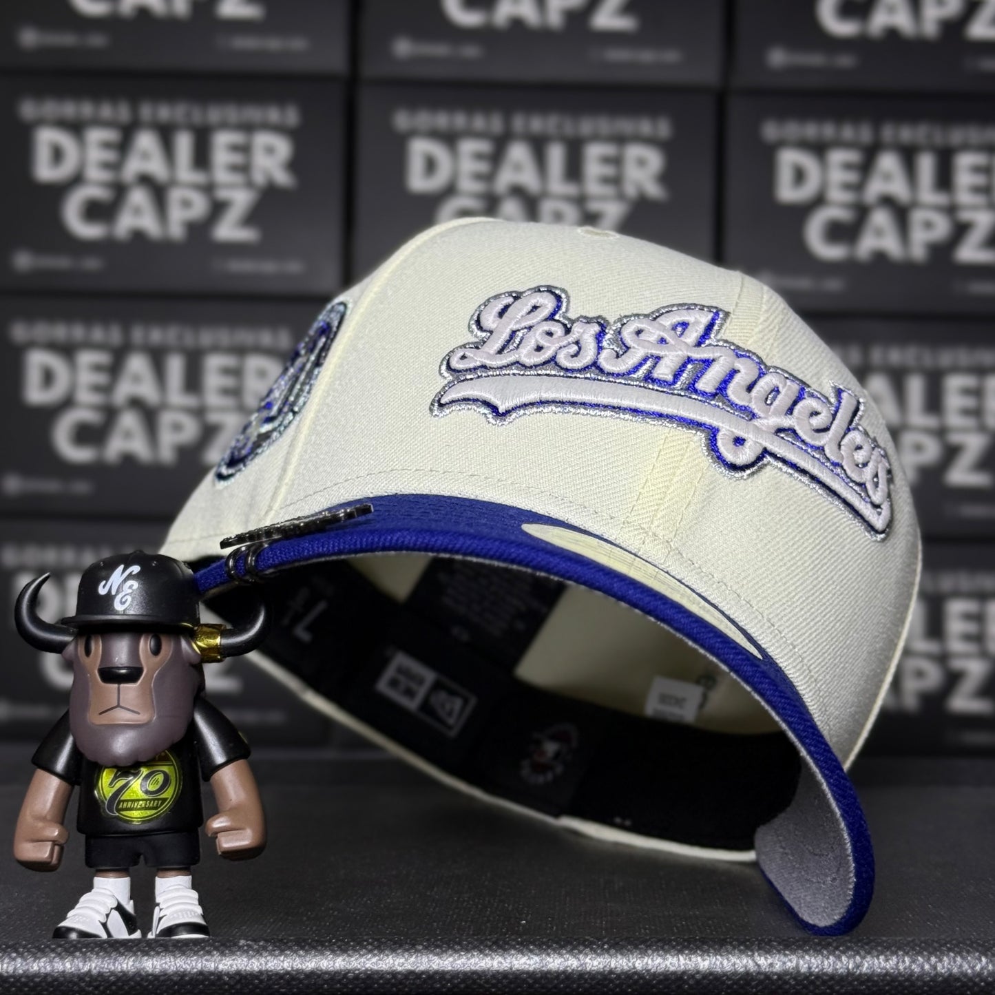 LOS ANGELES “GLOW IN GHE DARK”