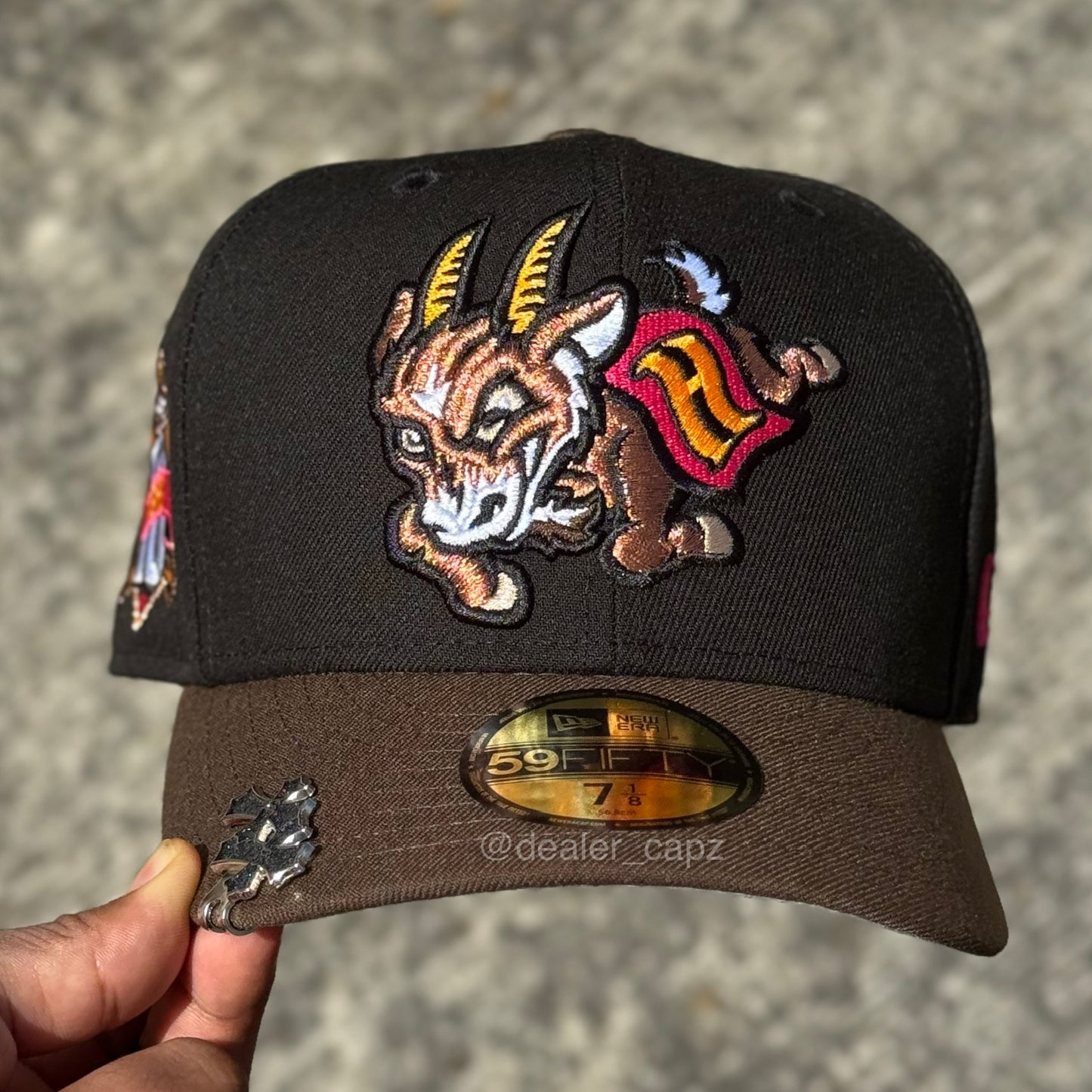 7 1/8 • GOATS HARTFORD