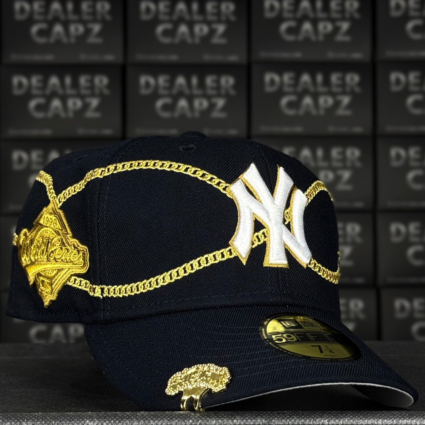 NY YANKEES “CHAIN WRAP”