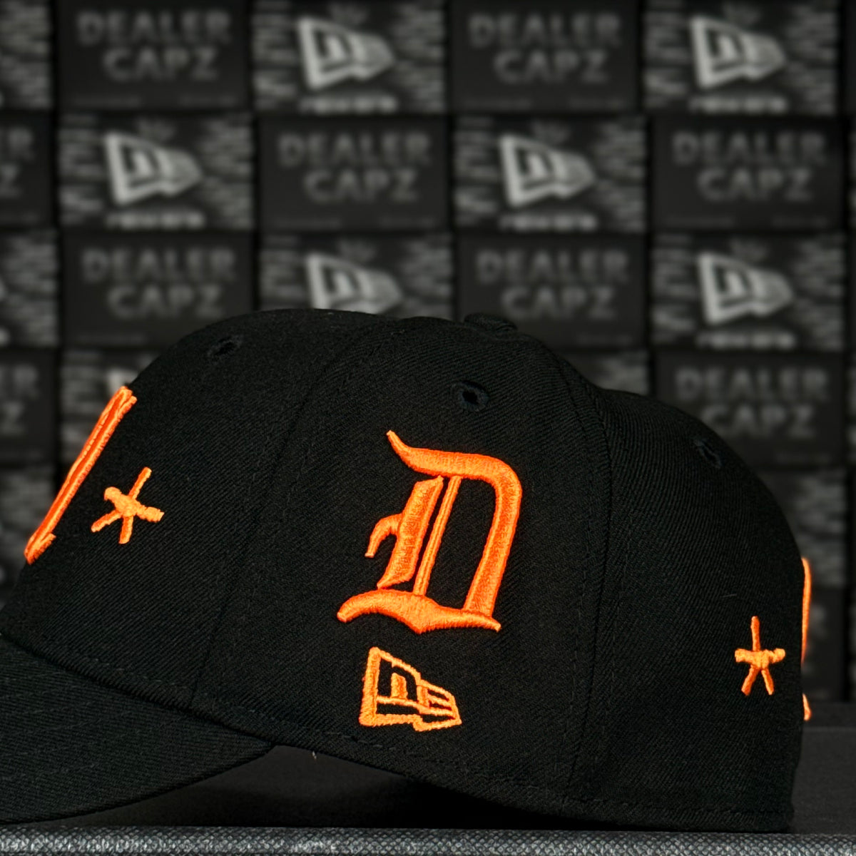 NEW ERA x MORA “L M D S”