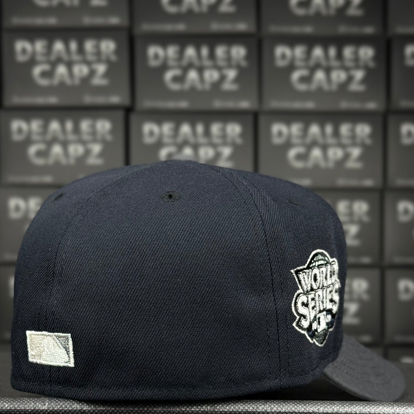 NY YANKEES KANJI (glow in the dark)