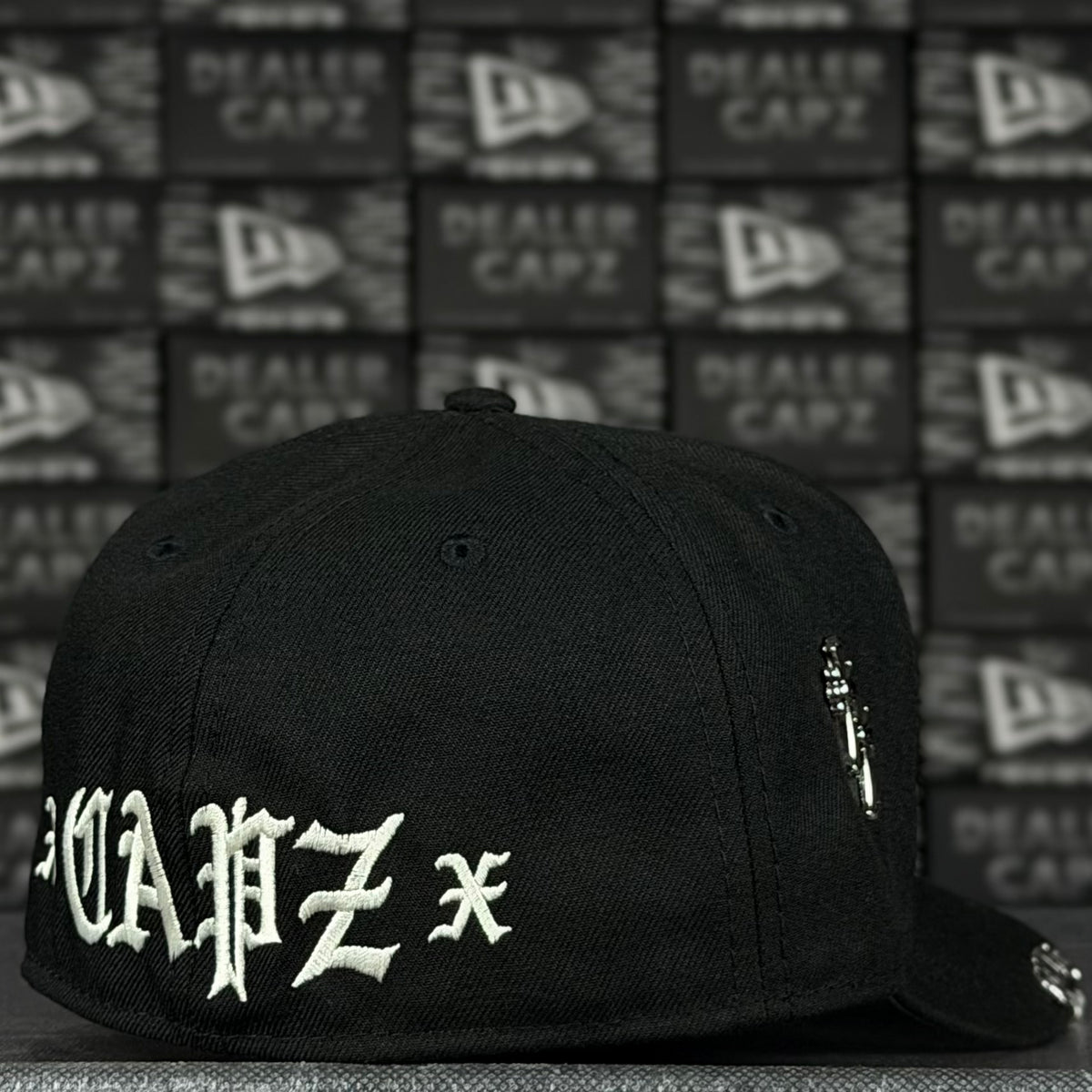 DEALER CAPZ CREW by NEW ERA “DLR”