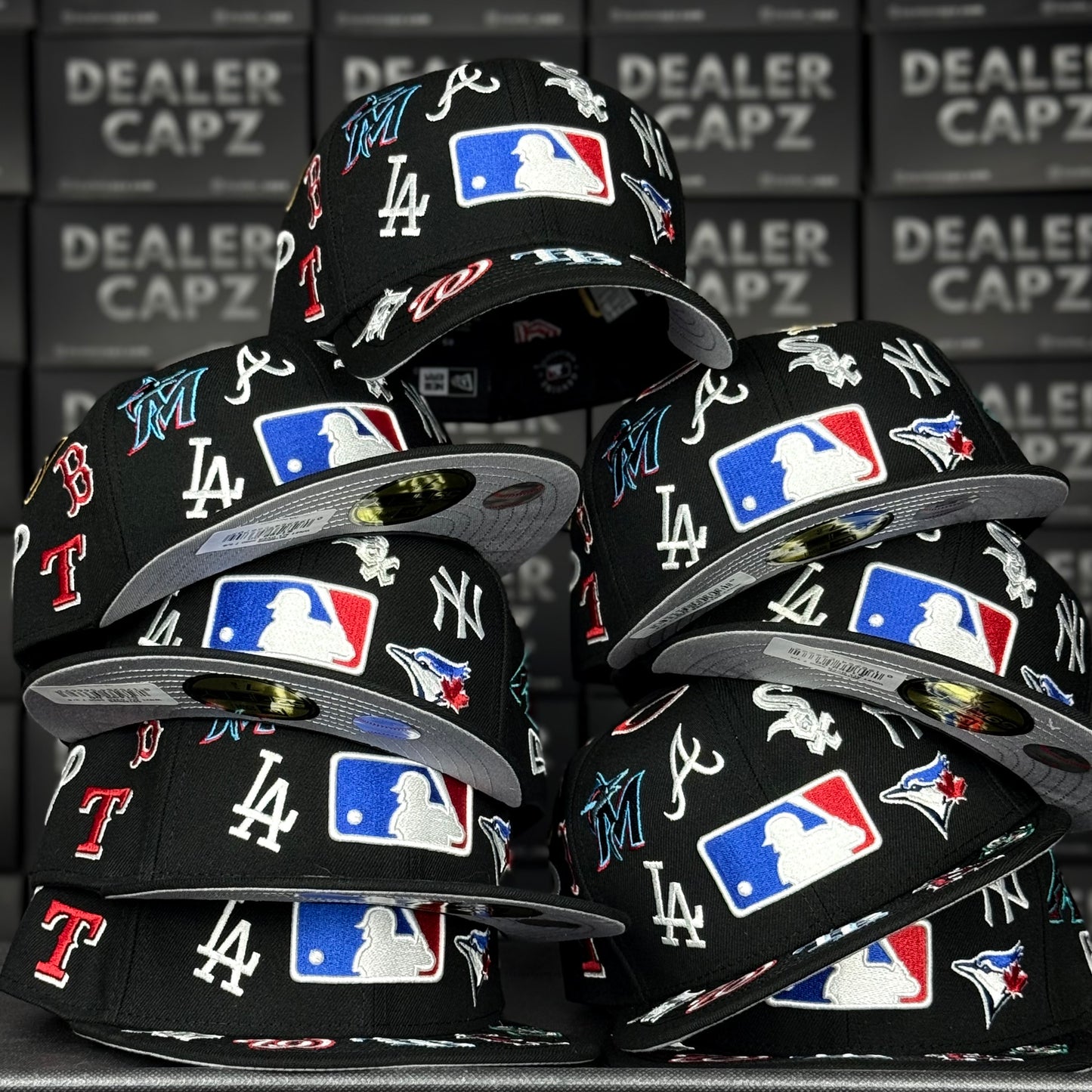 MLB ALL OVER “LOGOS”