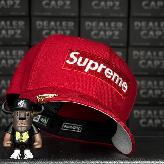 SUPREME BOX LOGO “RINGS”