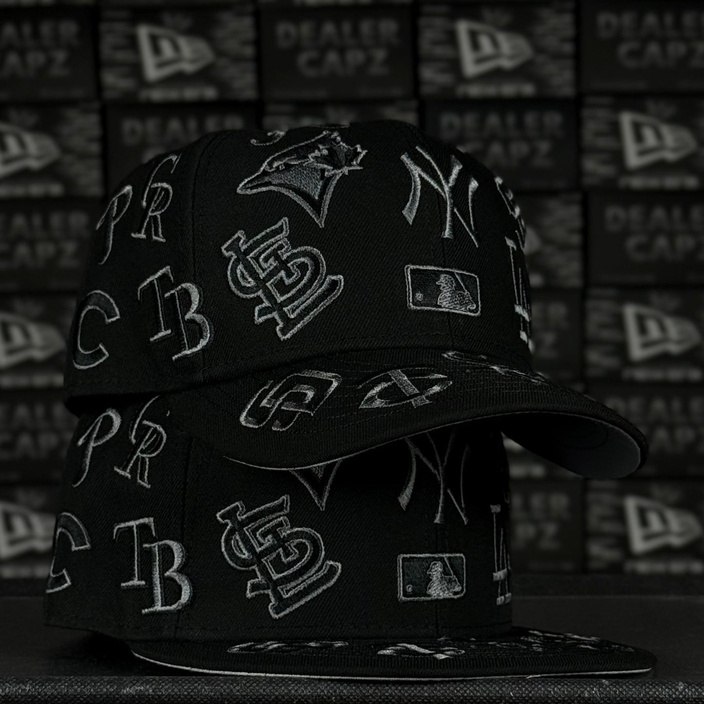 MLB ALL OVER “FULL BLACK”