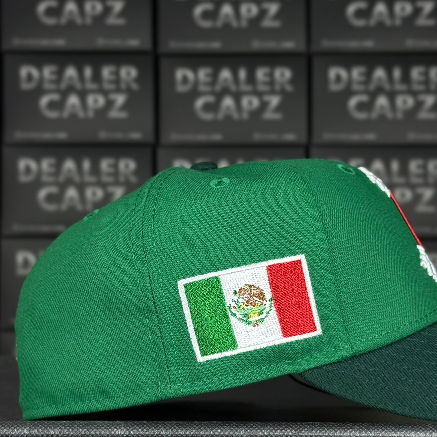 BORN X RAISED x MÉXICO