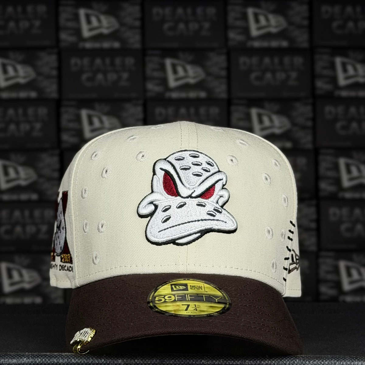 ANHEIM DUCKS “MASK CANVA”