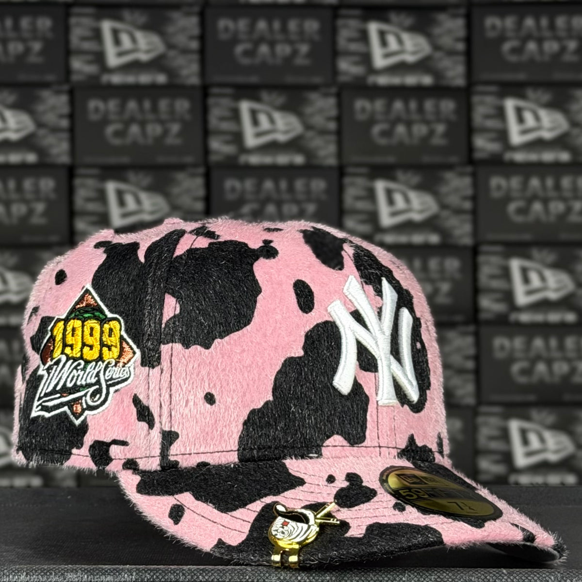 NY YANKEES “PINK CATTLE PACK”